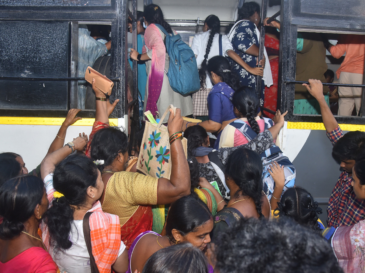 Best Photos of The Week in AP and Telangana Photo Gallery6