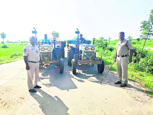 ఇసుక అక్రమ రవాణాపై ఉక్కుపాదం
1