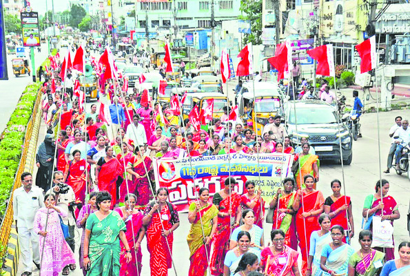 ఐక్య ఉద్యమాల ద్వారానే హక్కుల సాధన1