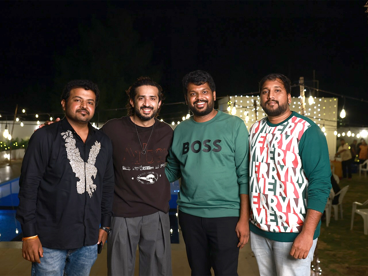 Anchor Ravi Birthday Celebrations Photo Goes Viral18