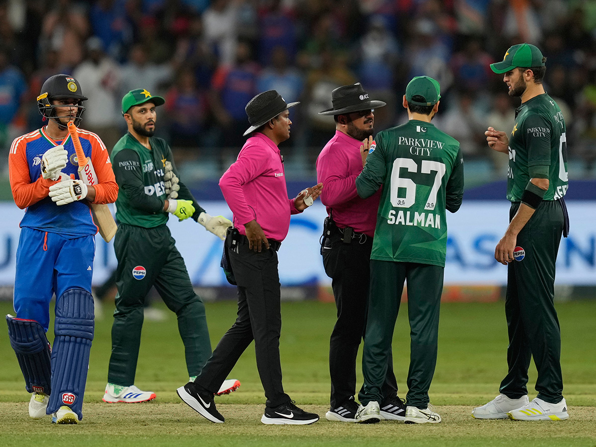 Asia Cup 2025 : India and Pakistan at Dubai International Cricket Stadium20