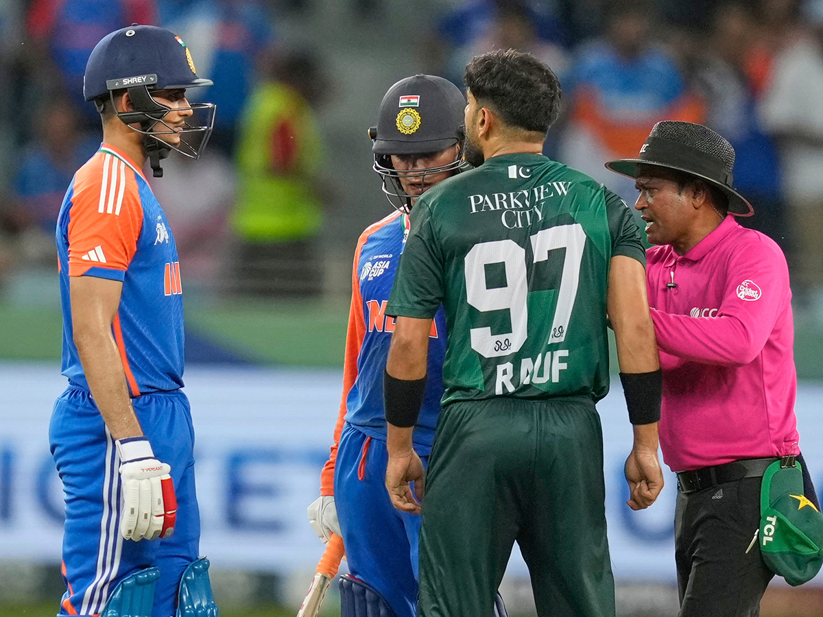 Asia Cup 2025 : India and Pakistan at Dubai International Cricket Stadium30