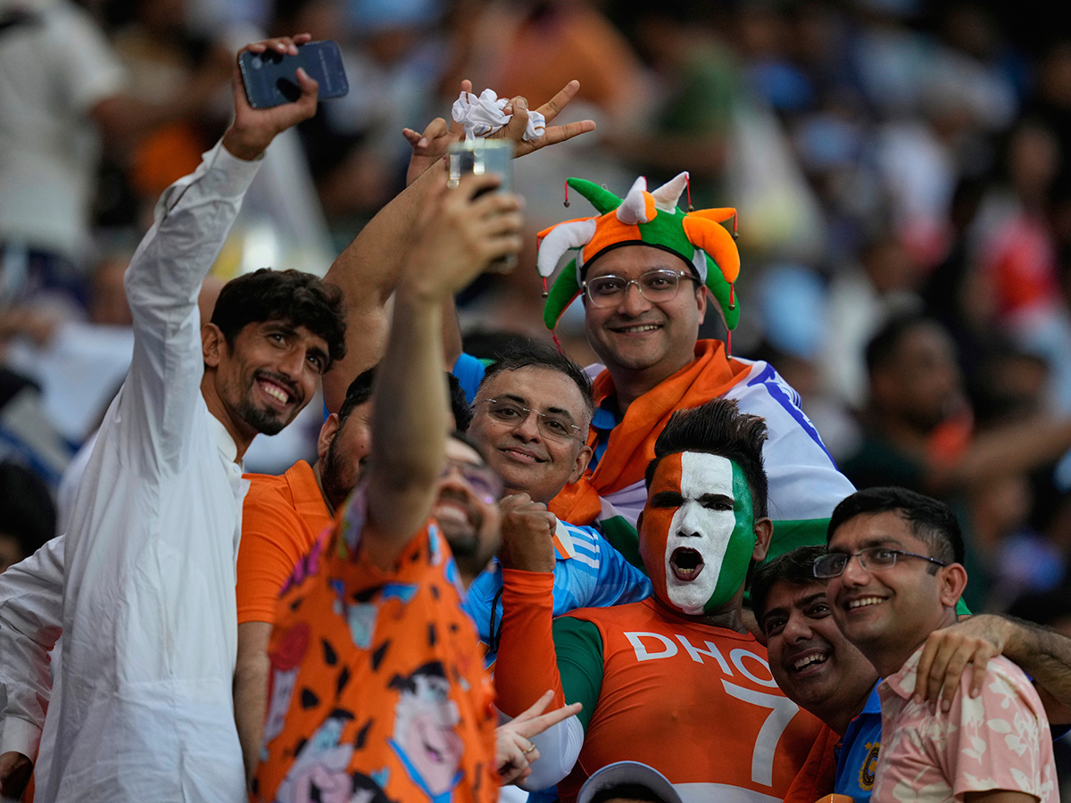 Asia Cup 2025 : India and Pakistan at Dubai International Cricket Stadium8