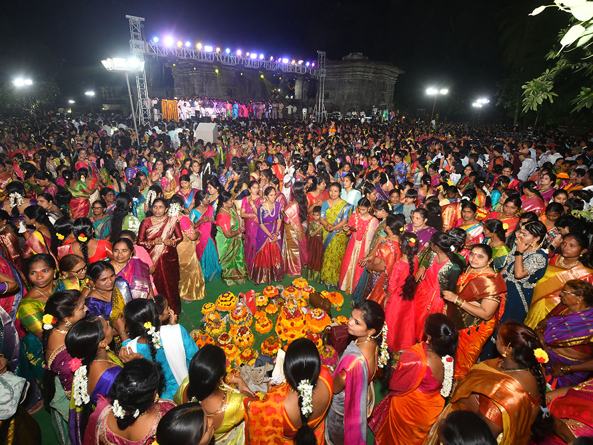 Bathukamma Festival Celebrated In Rain At Warangal District 10