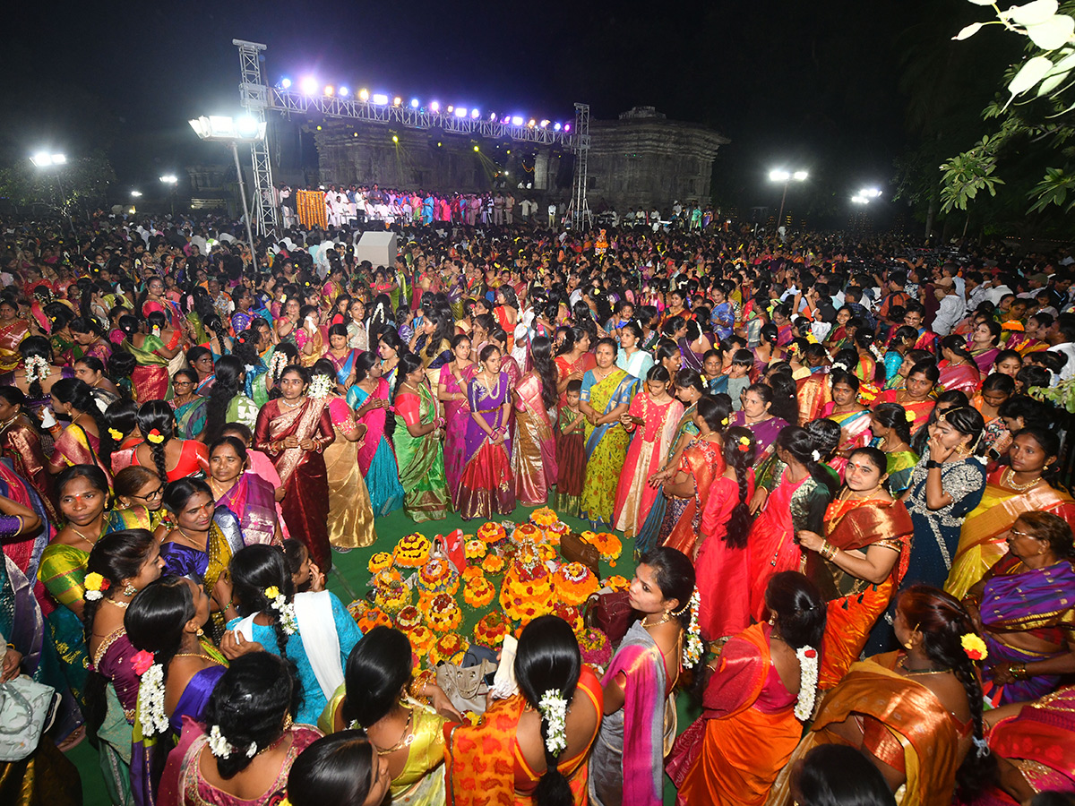Bathukamma Festival Celebrated In Rain At Warangal District 11