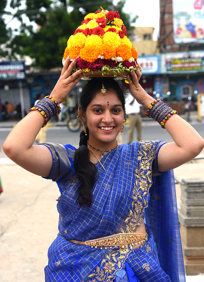 Bathukamma Festival Celebrated In Rain At Warangal District 30