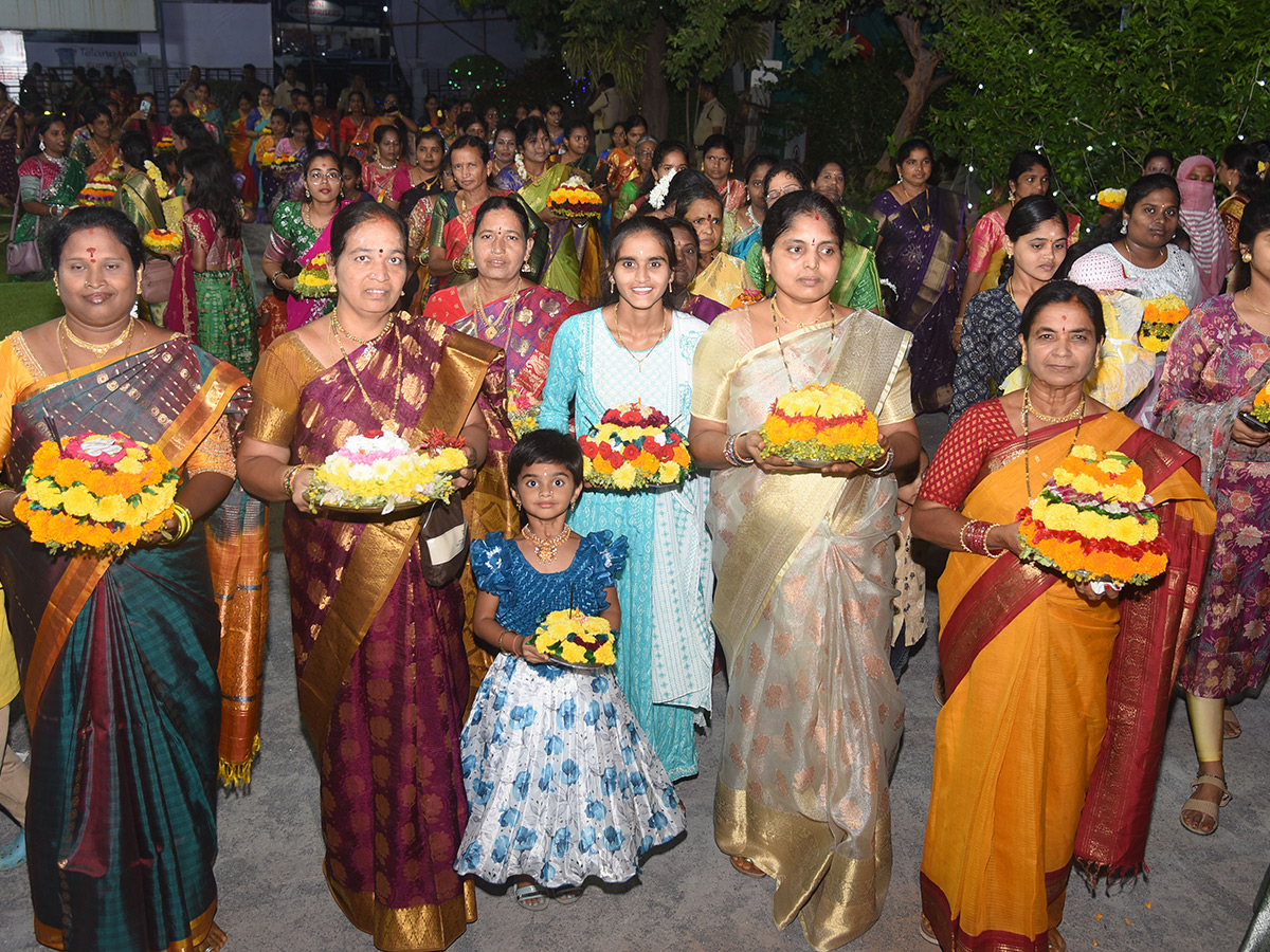 Bathukamma Festival Celebrated In Rain At Warangal District 8