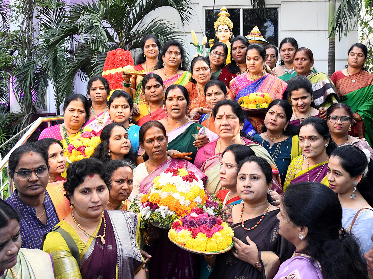 Bathukamma Festival Celebrations 2025 Photos25
