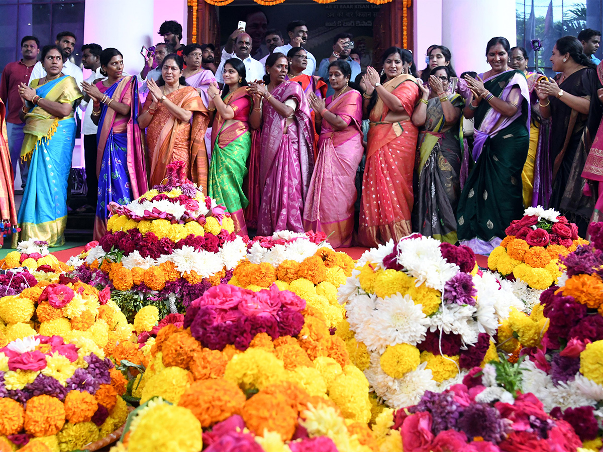 Bathukamma Festival Celebrations 2025 Photos28