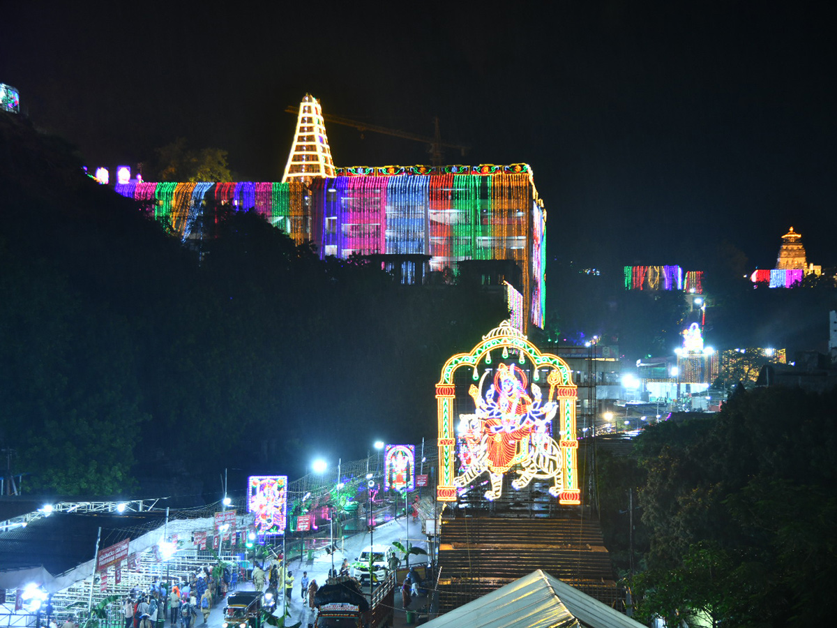 Dasara Navaratri Utsavalu 2025 at Indrakeeladri Photos12