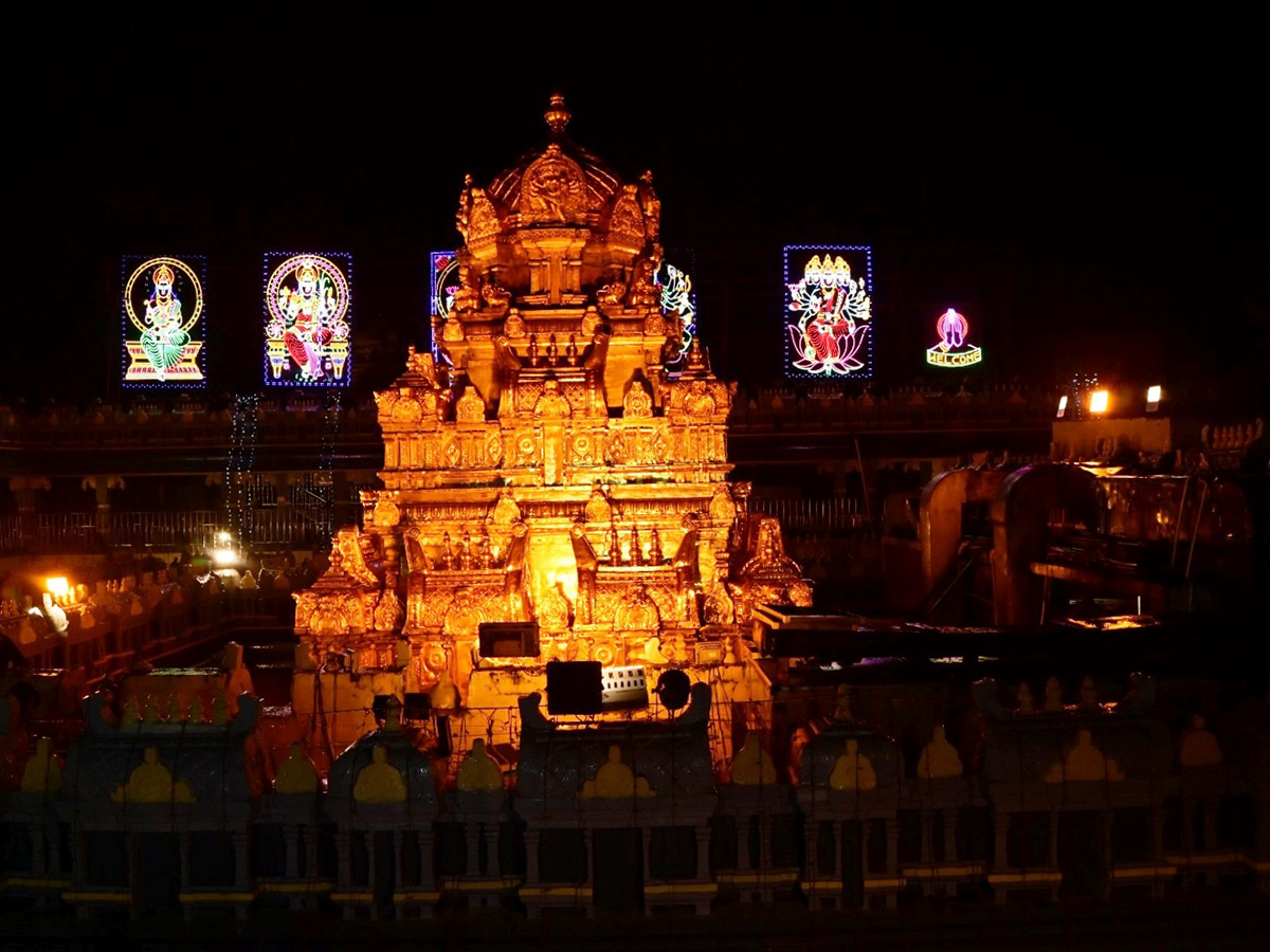 Dasara Navaratri Utsavalu 2025 at Indrakeeladri Photos2