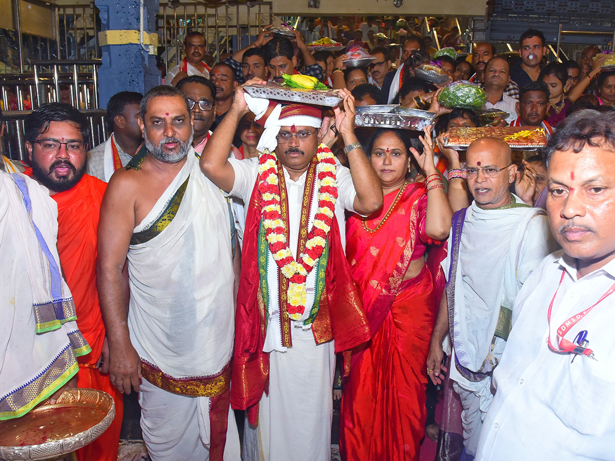Dasara Navaratri Utsavalu 2025 at Indrakeeladri Photos8