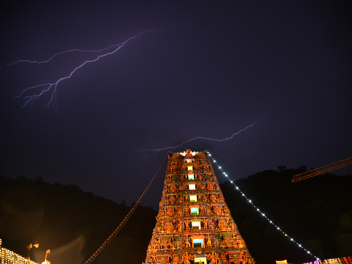 Dasara Navaratri Utsavalu 2025 at Indrakeeladri Photos9