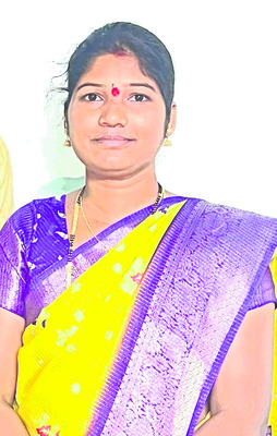 కుక్కలు ఎక్కువగా ఉన్నాయి 
1