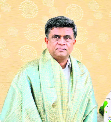 ఆర్‌ఎంను కలిసిన కామారెడ్డి డీఎం2