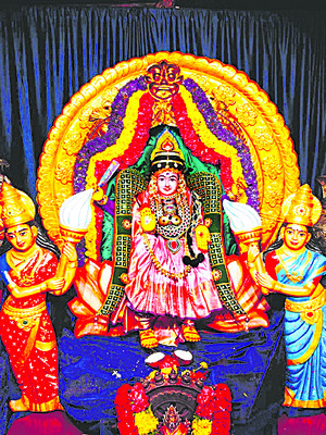 ఘనంగా దసరా ఉత్సవాలు ప్రారంభం 2
