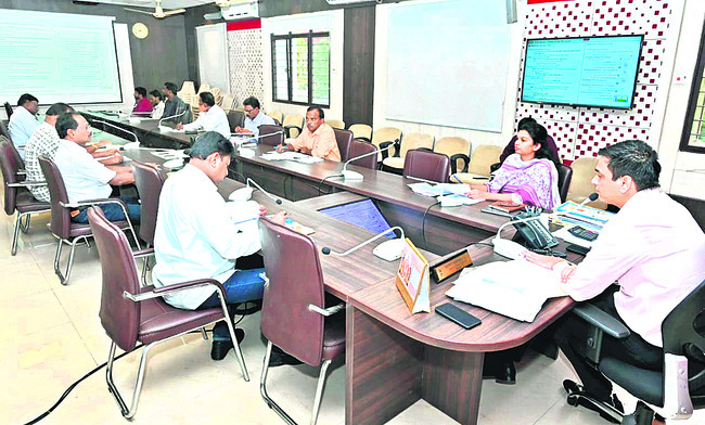 డిప్యుటేషన్‌పై  వైద్య సిబ్బంది 
1