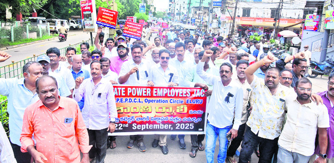 అర్జీలకు పరిష్కారం చూపాలి 
1