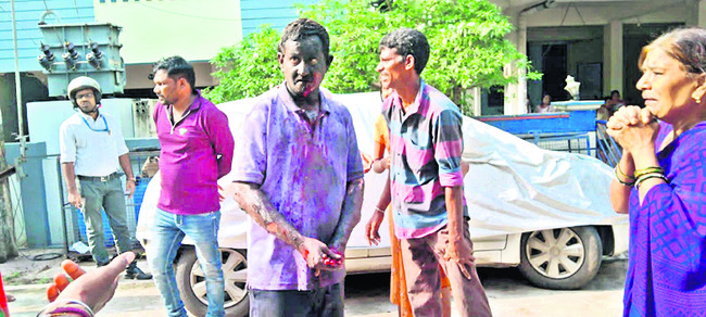 పేలిన గ్యాస్‌ సిలిండర్‌1