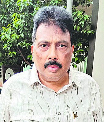 ఐర్లాండ్‌లో అడ్మిషన్‌ పేరిట మోసం  
2