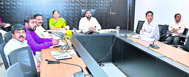 జాతీయ రహదారికి భూసేకరణ పూర్తి చేయాలి2