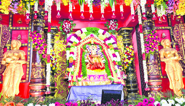 దసరా సంబరం.. ఆరంభం 1