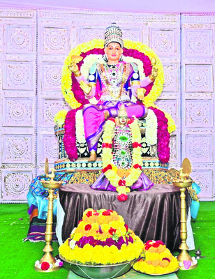 వైభవంగా దేవీ శరన్నవరాత్రి ఉత్సవాలు 1