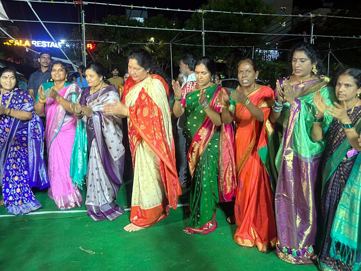 Bathukamma Celebrations 2025 In Telangana Photos19