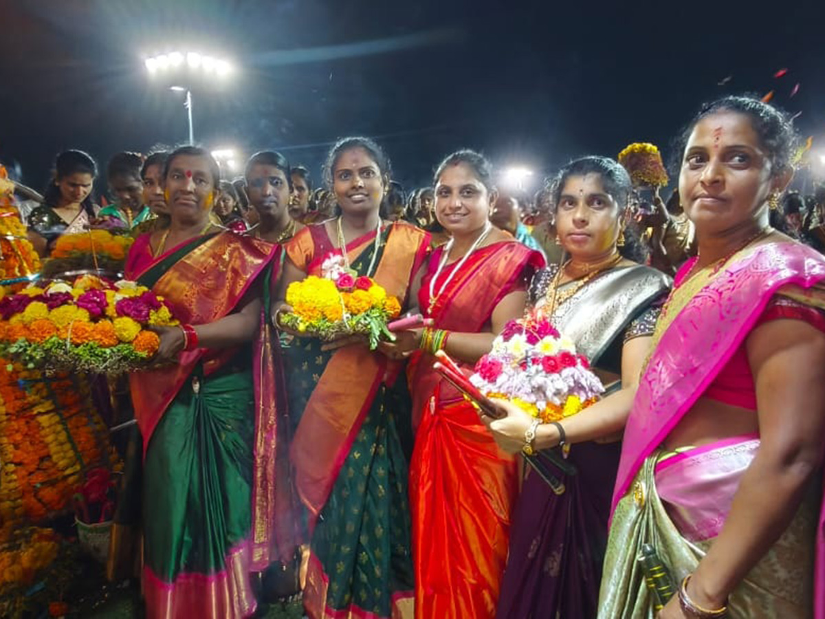 Bathukamma Celebrations 2025 In Telangana Photos27