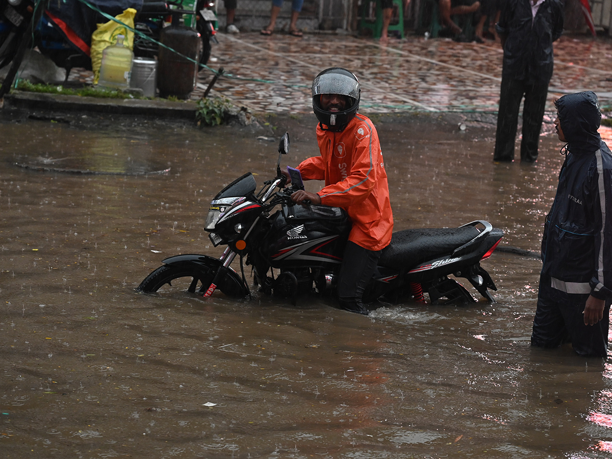 Cloudburst Chaos in Telangana Hyderabad Photos19