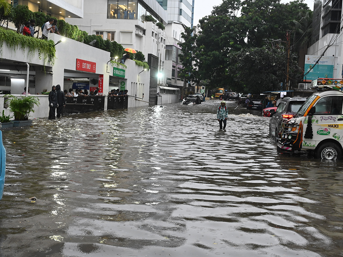 Cloudburst Chaos in Telangana Hyderabad Photos20