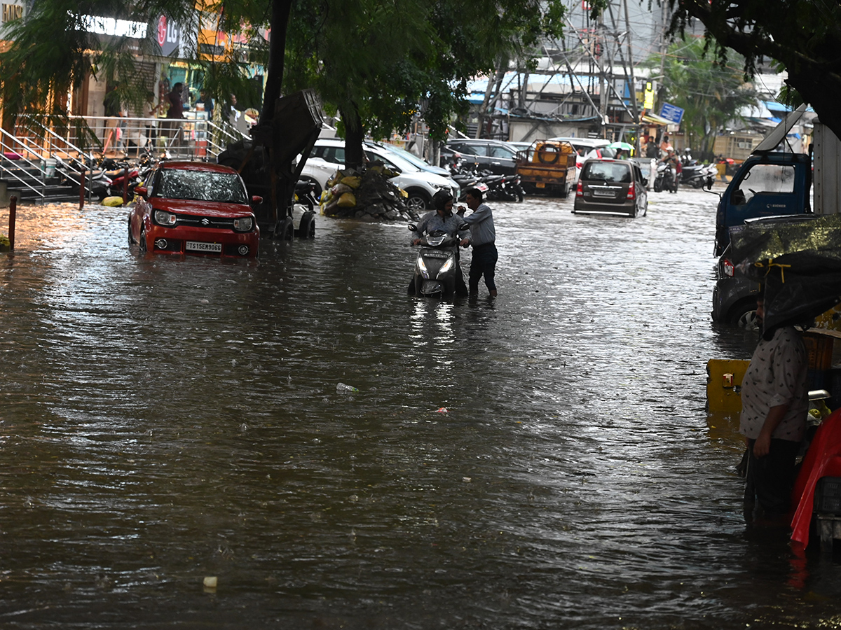 Cloudburst Chaos in Telangana Hyderabad Photos25