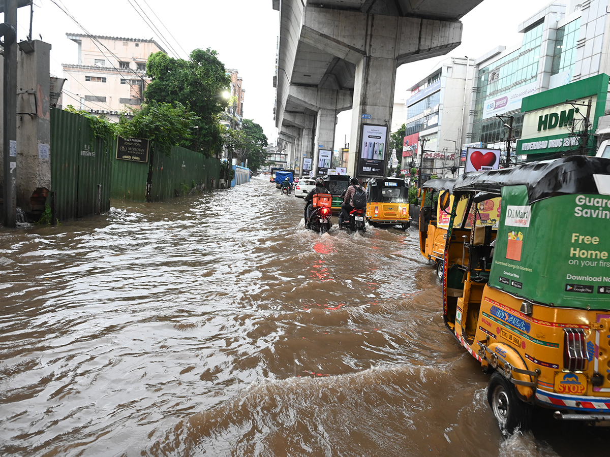 Cloudburst Chaos in Telangana Hyderabad Photos24