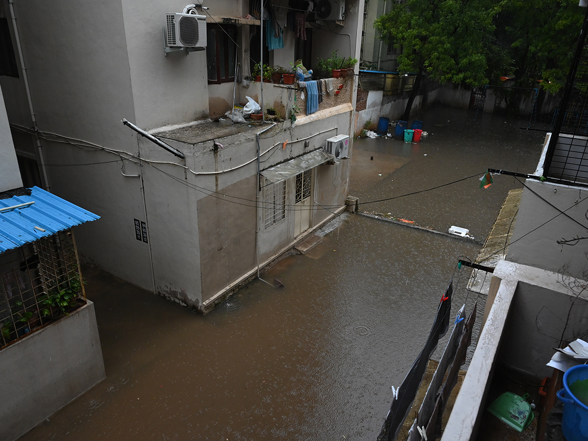 Cloudburst Chaos in Telangana Hyderabad Photos3