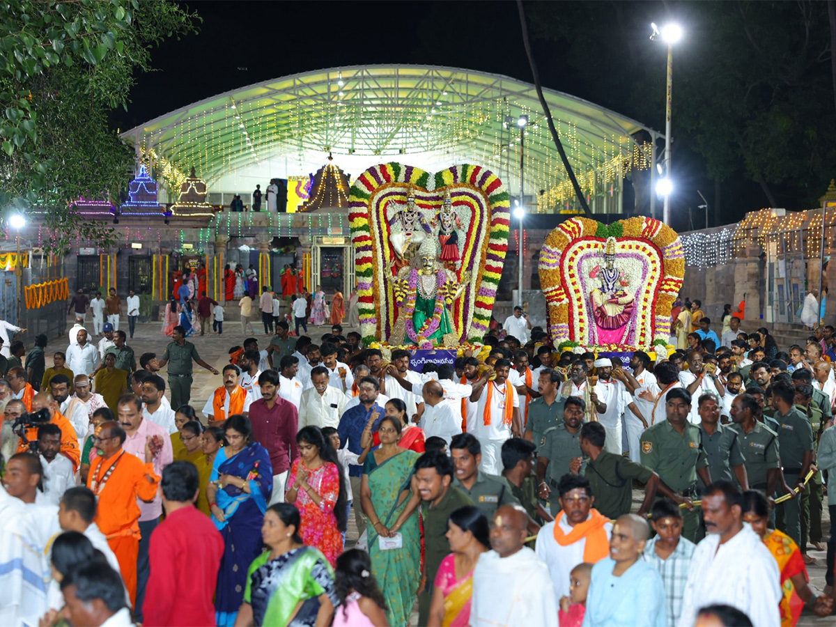 Devi Navaratri Celebrations 2025 At Srisailam Bramaramba Temple17