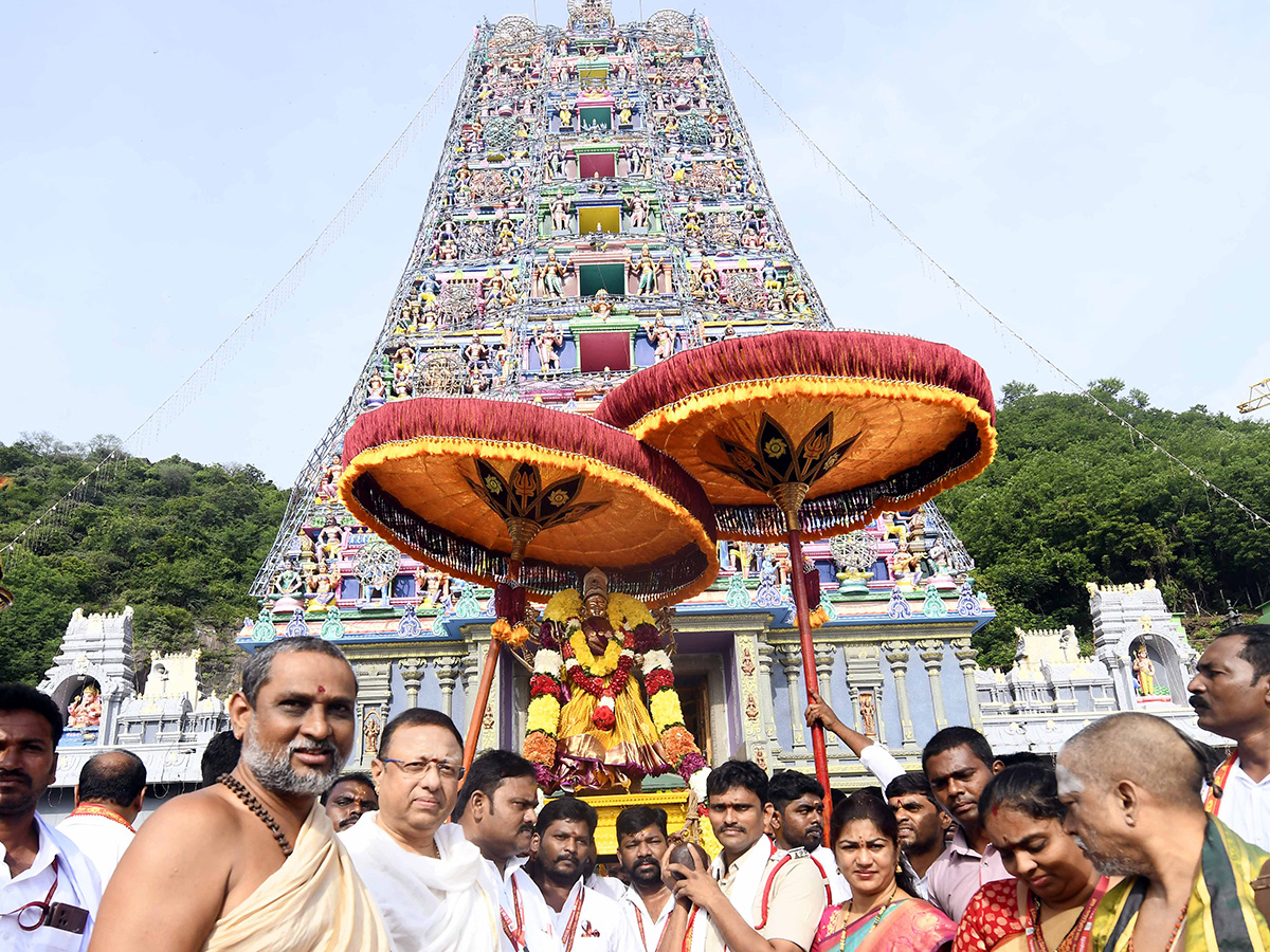 Dussehra 2025 : Devotees Rush at Kanaka Durga Temple Vijayawada18