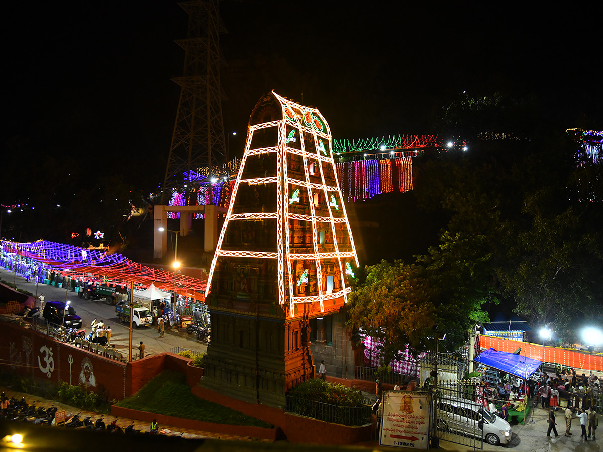 Dussehra 2025 : Devotees Rush at Kanaka Durga Temple Vijayawada9