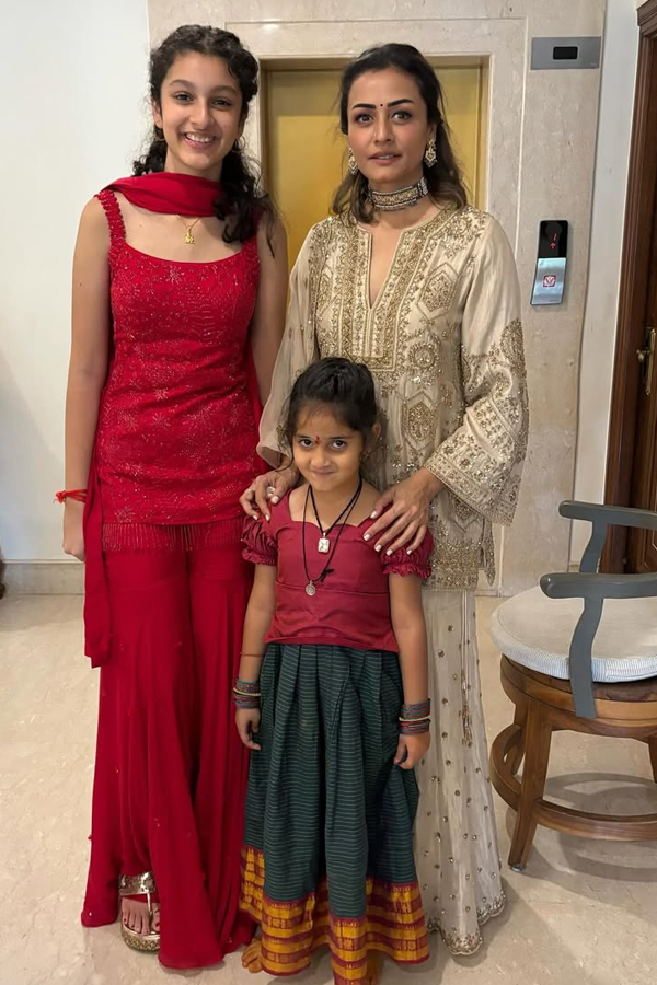 Navratri looks inspired from celebrities Photos4