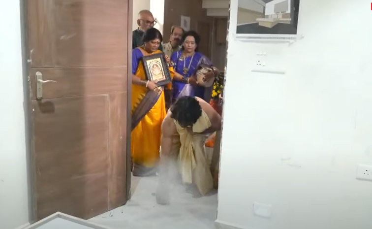 Varun Sandesh Vithika Sheru New Housewarming Function Photos4