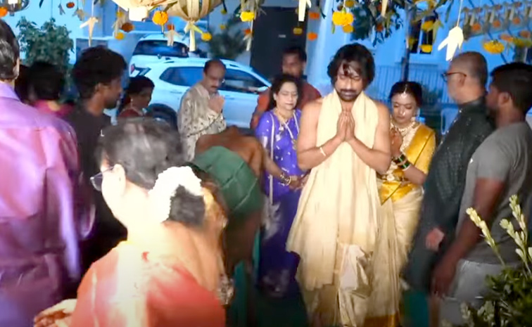 Varun Sandesh Vithika Sheru New Housewarming Function Photos5