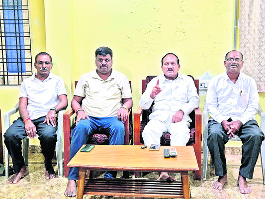 ఆర్థిక సాయం కోసం దరఖాస్తు చేసుకోవాలి  1