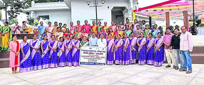 సూర్య ప్రభ వాహనంపై శ్రీనివాసుడు1