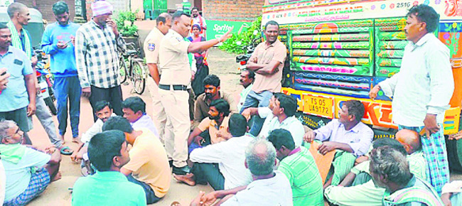 సజావుగా ధాన్యం కొనుగోళ్లు 
2