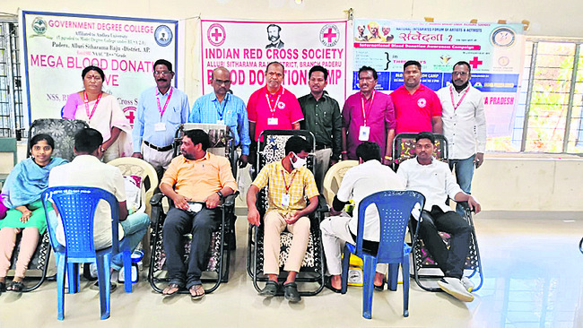 సామాజిక సేవలో ఎన్‌ఎస్‌ఎస్‌ వలంటీర్లు2