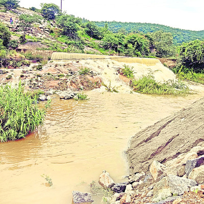 బంగారుపాళెంలో భారీ వర్షం 1