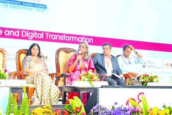 పాలనలో డిజిటల్‌ ట్రాన్సఫర్మేషన్‌ కీలకం1
