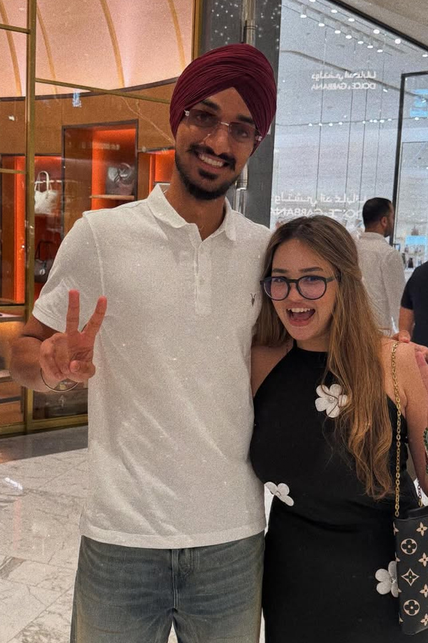 Abhishek Sharma goes on a trip to Burj Khalifa with his family: Photos8