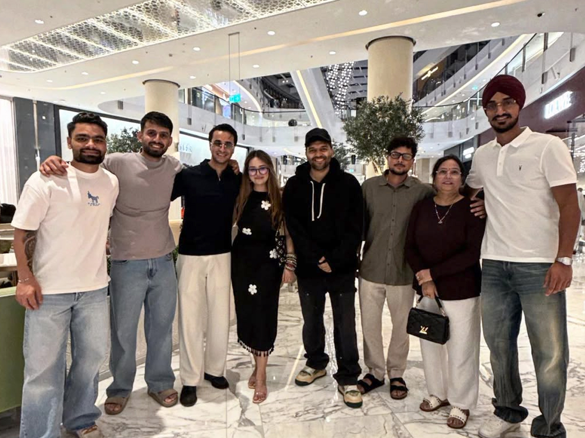 Abhishek Sharma goes on a trip to Burj Khalifa with his family: Photos10