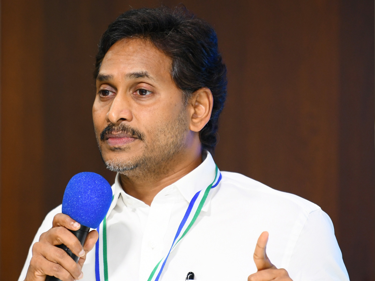 YS Jagan Launches DIGITAL BOOK App for YSRCP Activists Photos18
