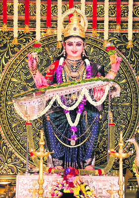 మది మదిలో దసరా ఉల్లాసం3